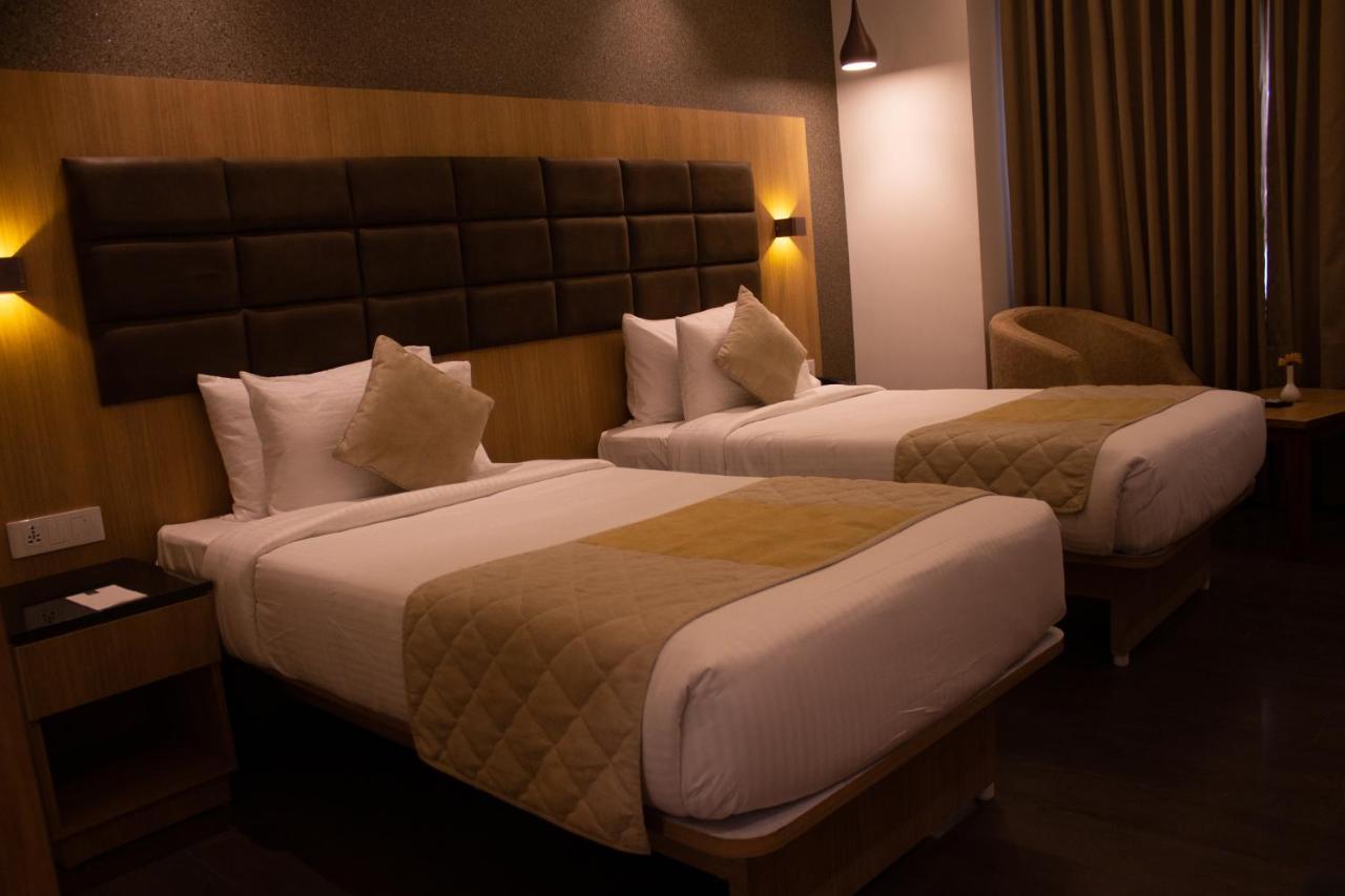 Shivas Galaxy Hotel Devanahalli Экстерьер фото