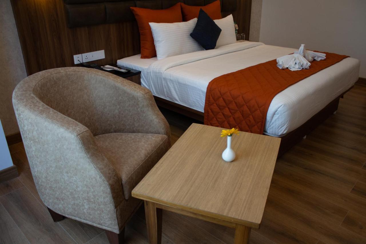 Shivas Galaxy Hotel Devanahalli Экстерьер фото
