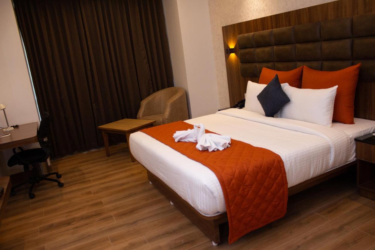 Shivas Galaxy Hotel Devanahalli Экстерьер фото